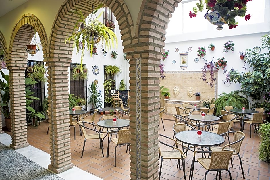 Hotel De Los Faroles