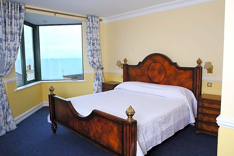 Reddans of Bettystown Luxury Bed & Breakfast, Restaurant and Bar