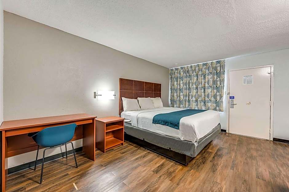 Motel 6-Tupelo, MS - Downtown