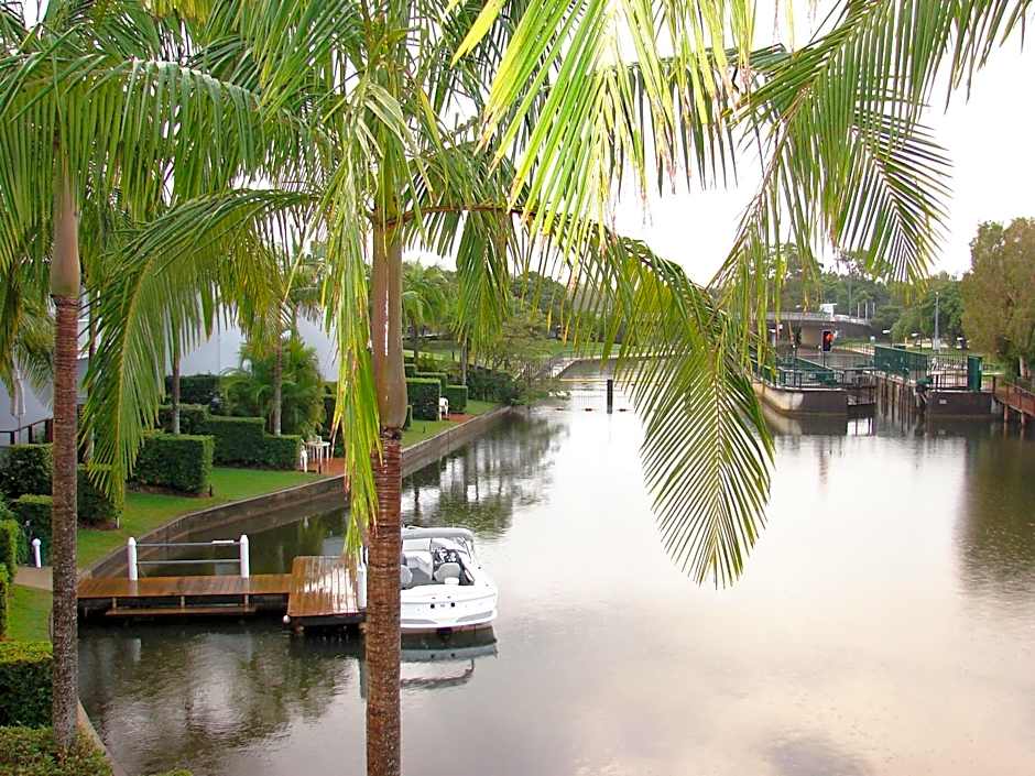 Portside Noosa Waters Hotel