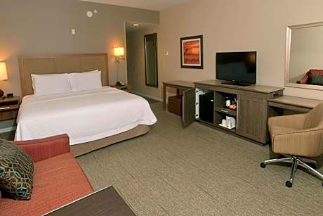 Premium Executive King Room - Non-Smoking