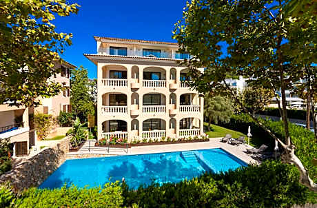 Apartamentos S'Olivera