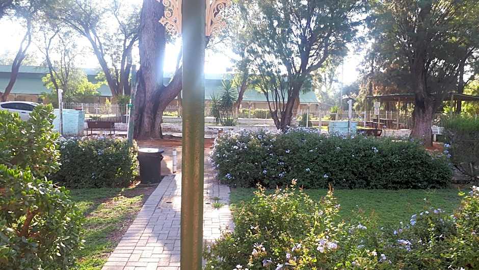 Gum Tree Lodge Backpackers