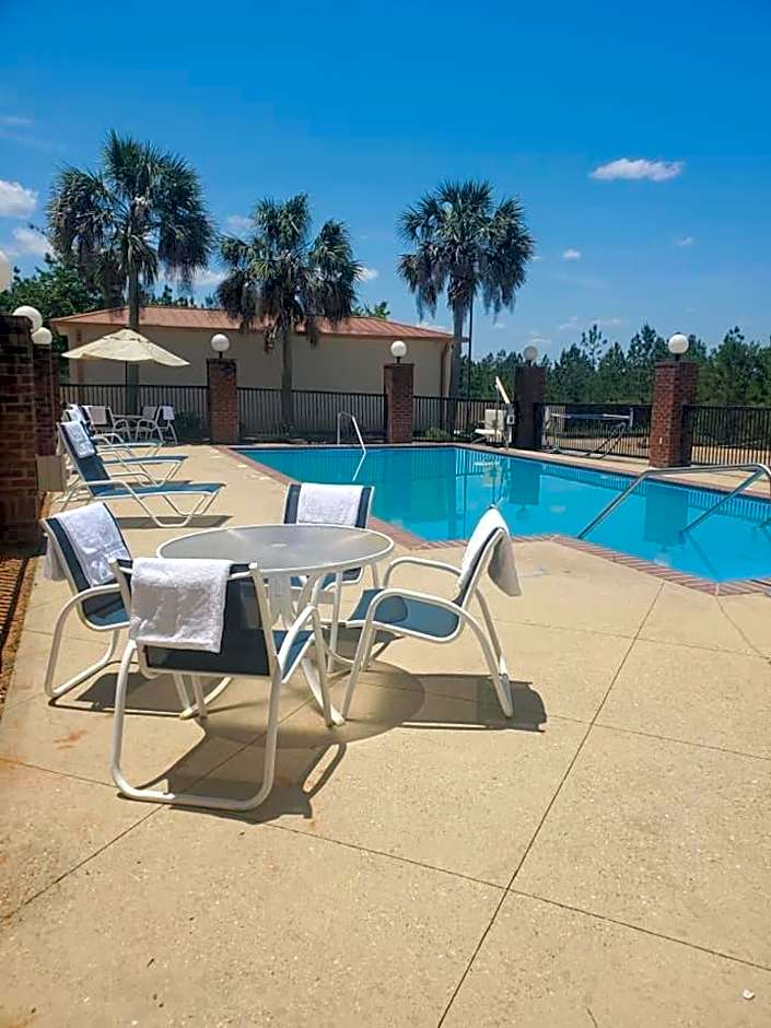 Holiday Inn Express Hotel & Suites Lucedale By IHG