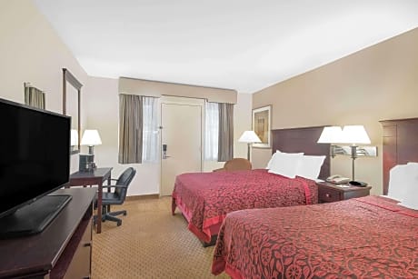 1 queen bed, mobility accessible room, non-smoking