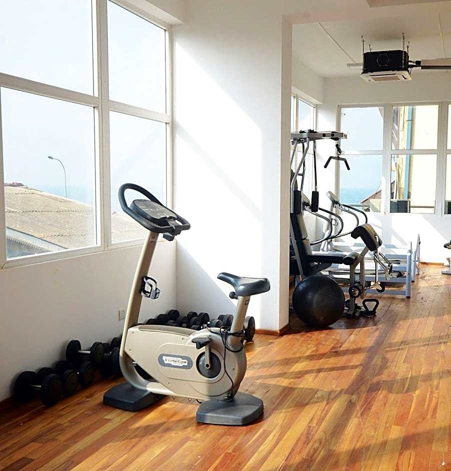 Ocean Edge Suites & Hotel Colombo