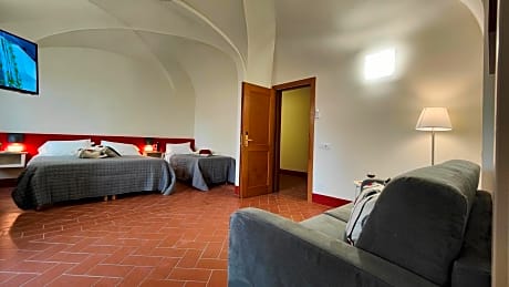 Deluxe Triple Room