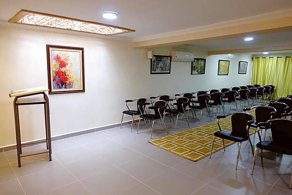 Aparthotel Les Oliviers Suites & Spa