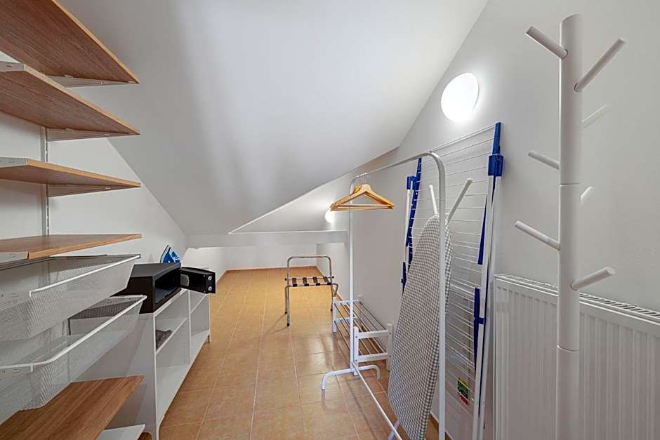Hunger Wall Residence