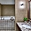 Renaissance by Marriott Atlanta Midtown Hotel