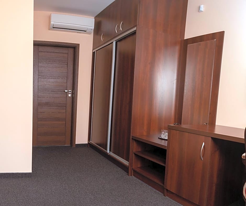 Pokoje Gościnne z łazienkami