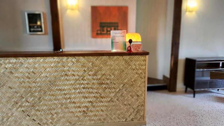 Logis Hôtel La Cascade - Lyon Nord