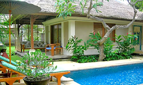 Suite With Private Pool