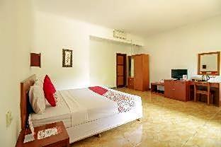 RedDoorz Plus @ Hotel Sofia Pangandaran