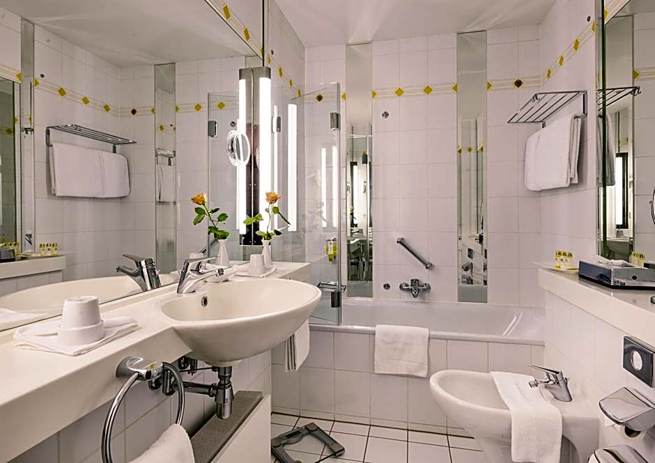 Best Western Premier Grand Hotel Russischer Hof