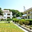 Niki Hotel Apartments