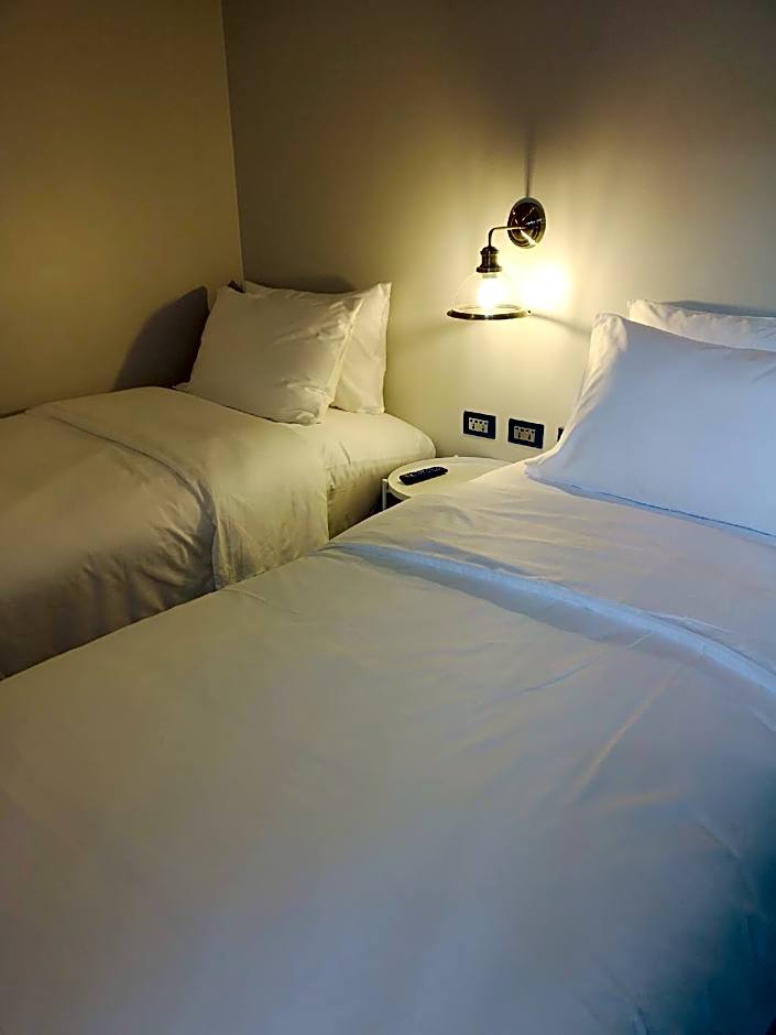 Get GuestHouse 2 (Sangsri 4)