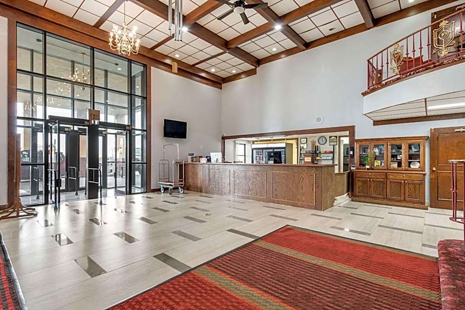 Econo Lodge Truman Inn