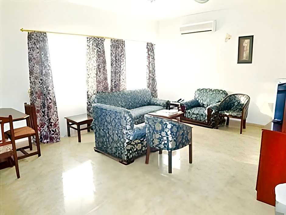 Sahara Hotel Apartment