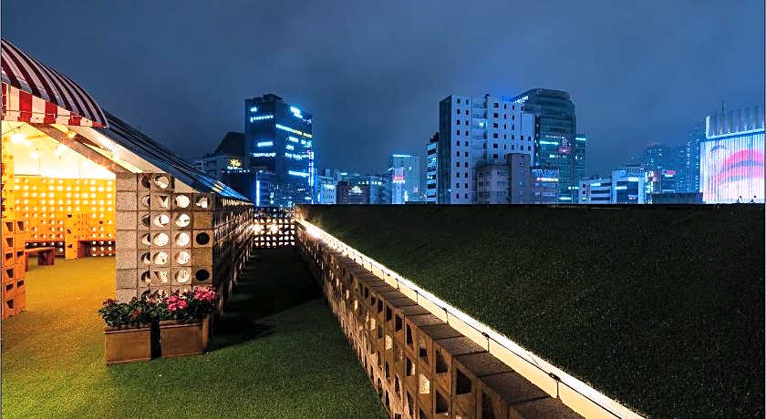 Lala Vianco Business Hotel