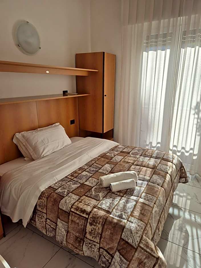 HOTEL VILLA ELISA