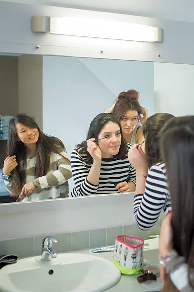 HI Brussels Jacques Brel Hostel