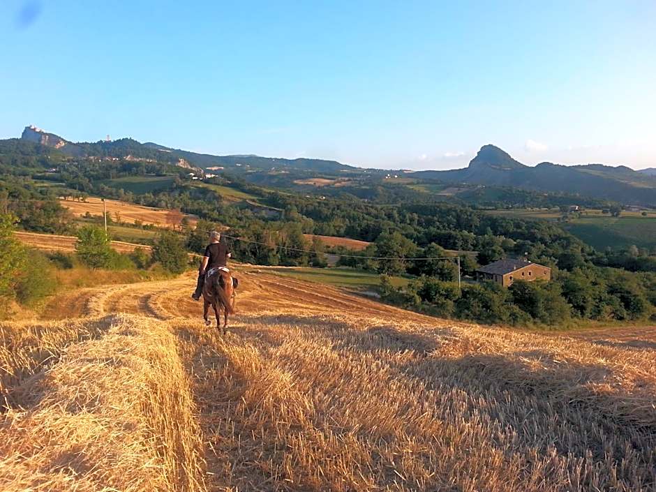 TERRALUNA Villa Vacanze San Leo - San Marino