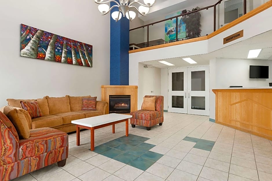 Travelodge by Wyndham Windsor