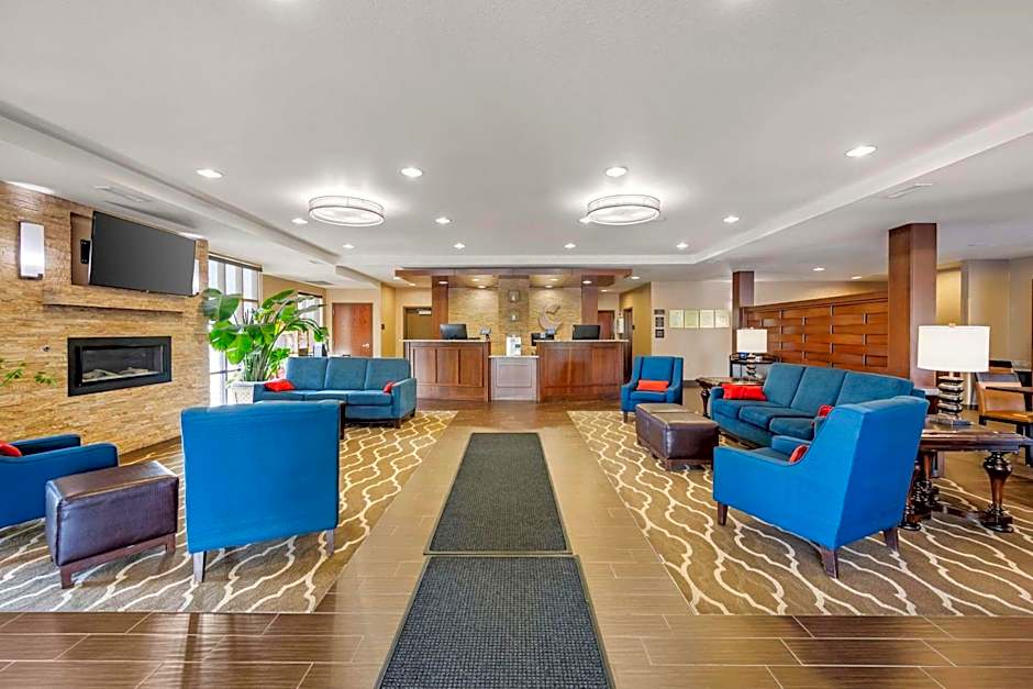 Comfort Inn & Suites