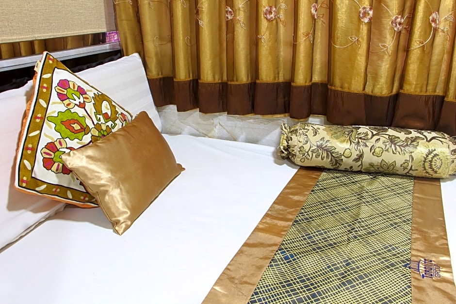 Temple Street Hotel - Toronto Motel Group