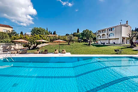 Pelithea Family Aparthotel