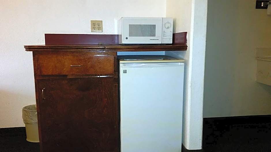 Texas Inn Downtown McAllen near Airport Mall