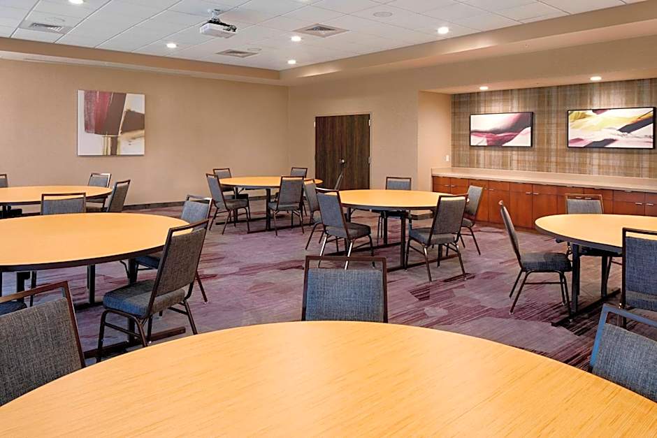 Courtyard by Marriott Houston Intercontinental Airport