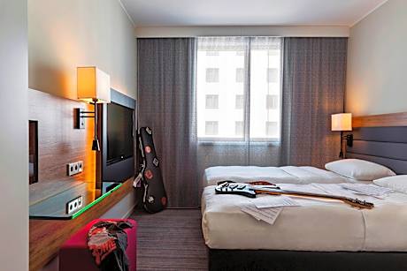 MOXY Sleeper TWIN View, Guest room, 2 Twin