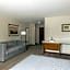 Crown Pointe Lodge; BW Signature Collection