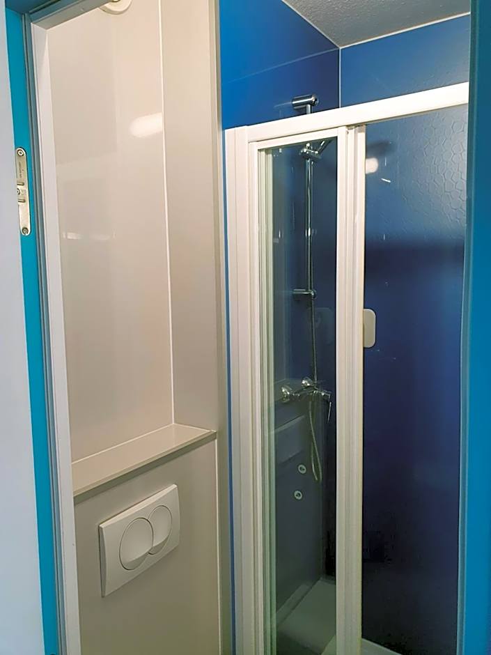 Kyriad Direct Orleans - Olivet - La Source