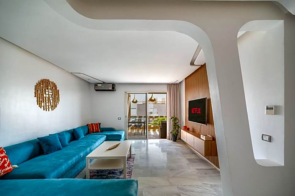 Modern 2BR Apartment with Pool & Secure Parking in Marrakech