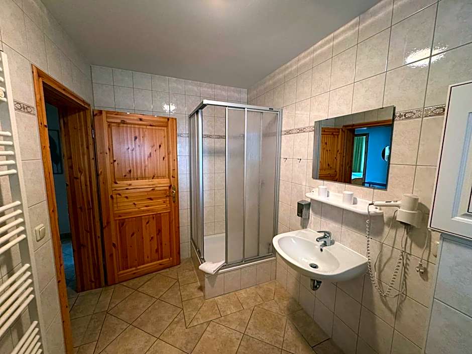 Hotel garni SEESCHLÖSSCHEN