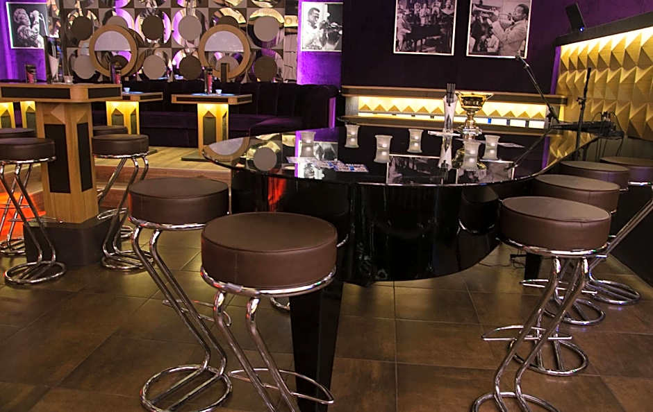 Hotel Cartoon Razgrad