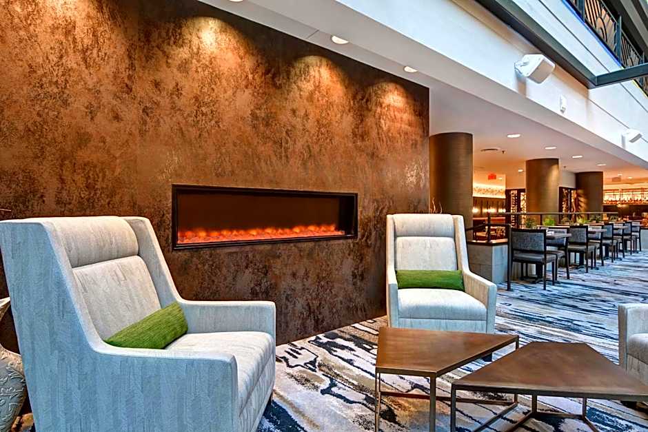Embassy Suites by Hilton Minneapolis-Airport