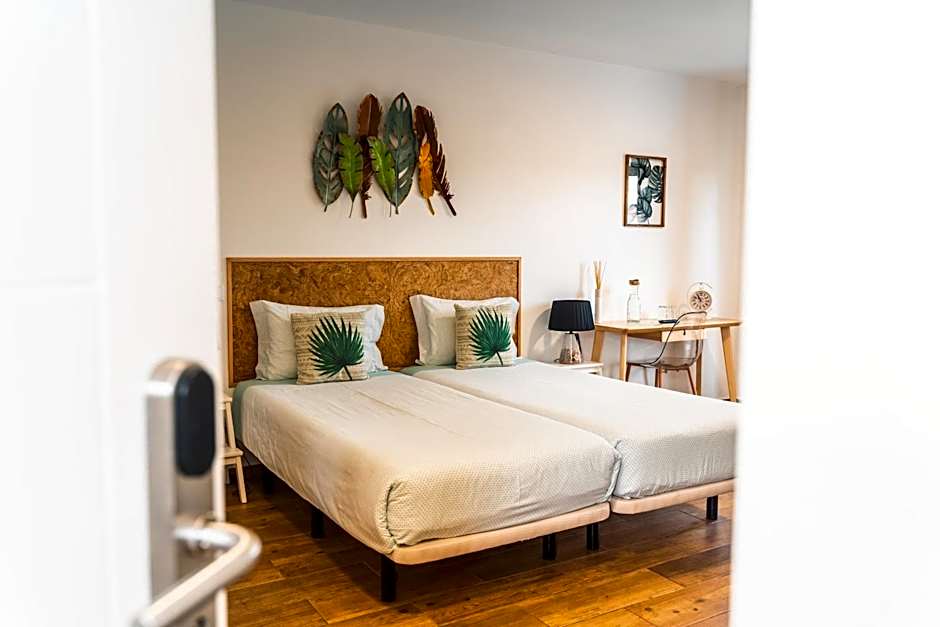 Sagres Sun Stay - Surf Camp & Hostel