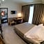 10 Catalani Rooms
