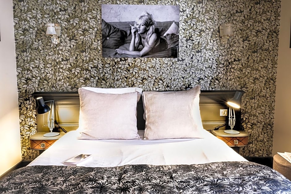 La Femme d'à Côté