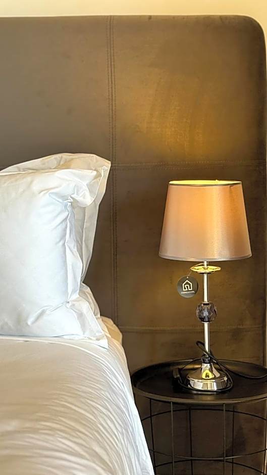 Garden View and Terrace 3BR - AppartAli Luxury Platform