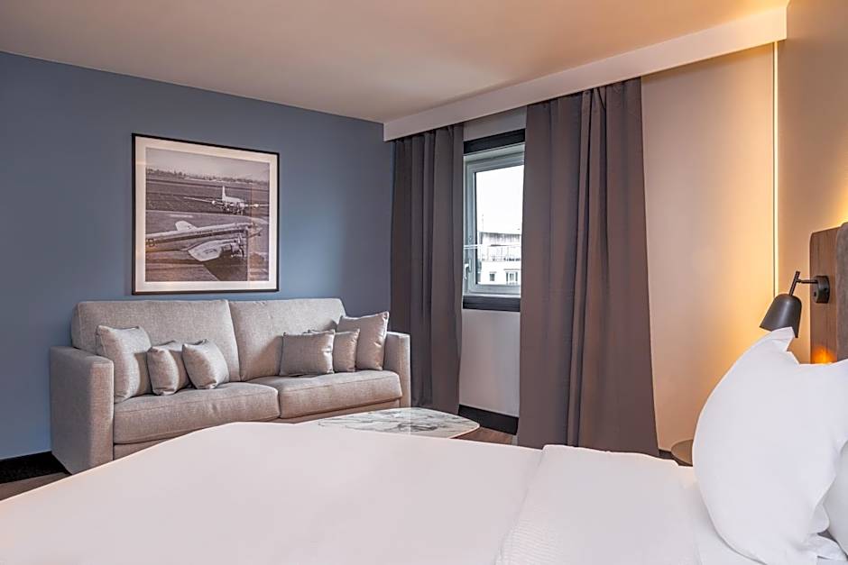 Golden Tulip Paris CDG Airport  Villepinte