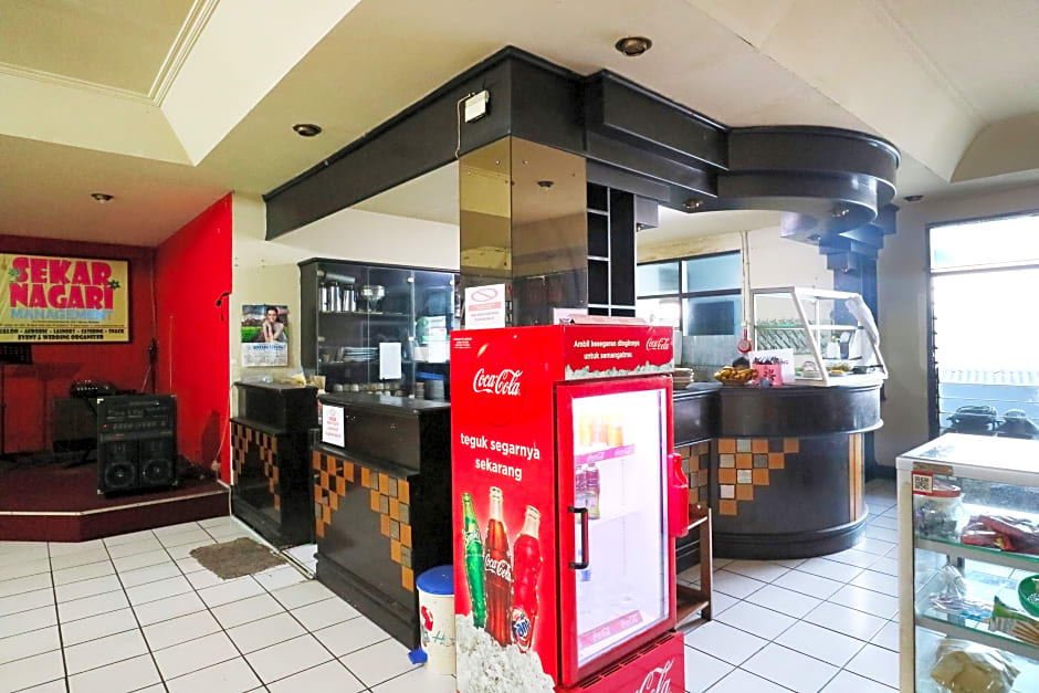 Hotel Wisata by ZUZU