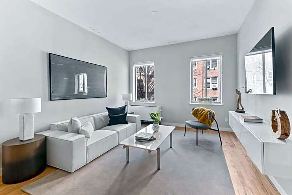 Top Notch 2 Bedroom Minutes From Central Park