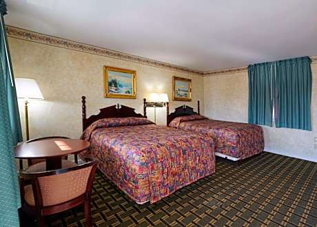 Queen Room with Two Queen Beds