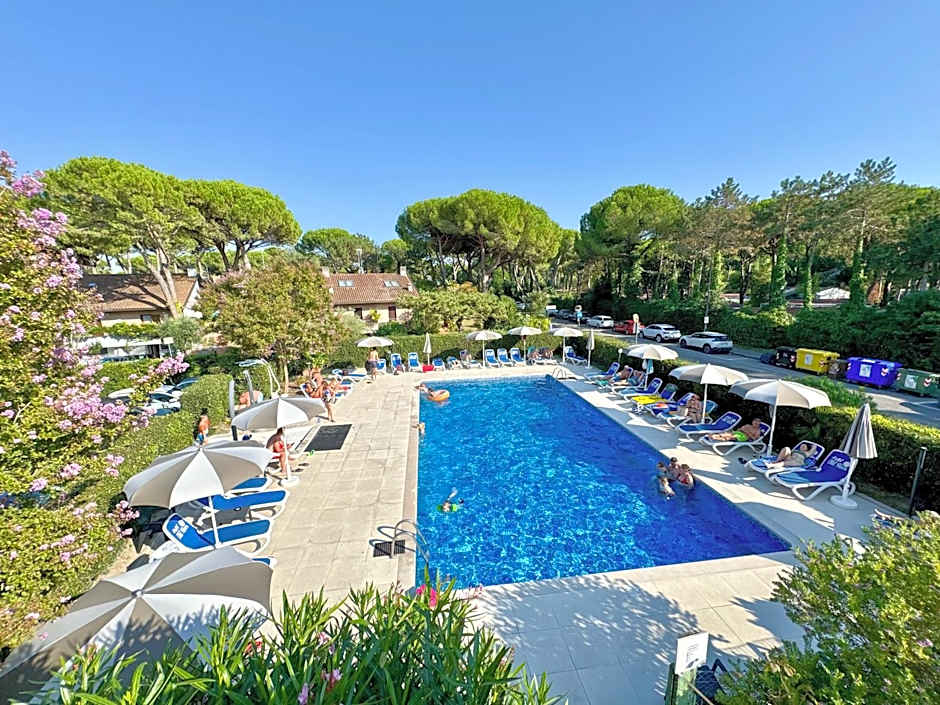 Hotel Old River