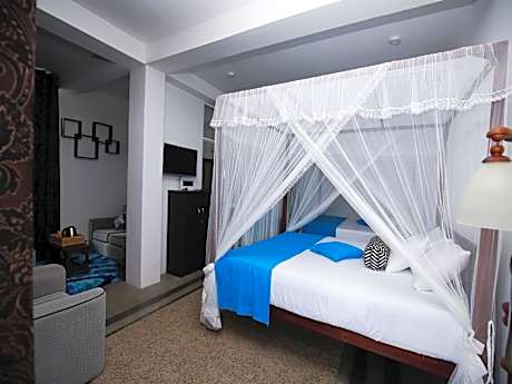 Superior Family Room